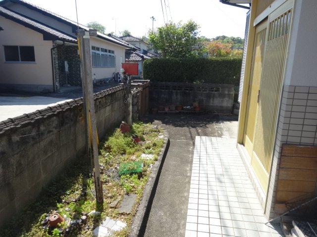 売家（上天草市大矢野町中/柳）5DK 玄関