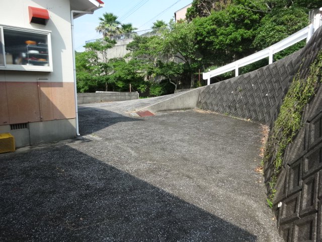 売別荘（上天草市大矢野町上/鳩ノ釜）2LDK 駐車場